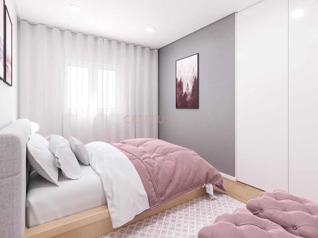 Apartamento T3 com 3 suites no centro de Caldas da Rainha - Image 17