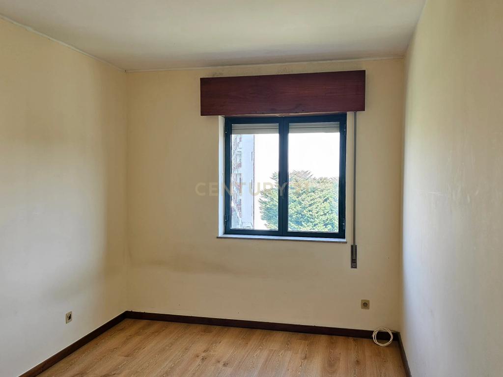 Apartamento T2 com garagem, Matosinhos - Image 20