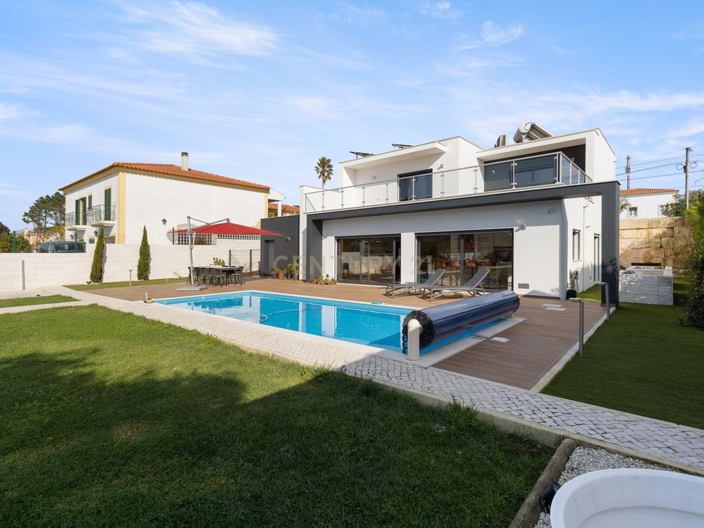 Moradia ultramoderna com 3 quartos: Vida sustentável na Costa da Prata - Image 1