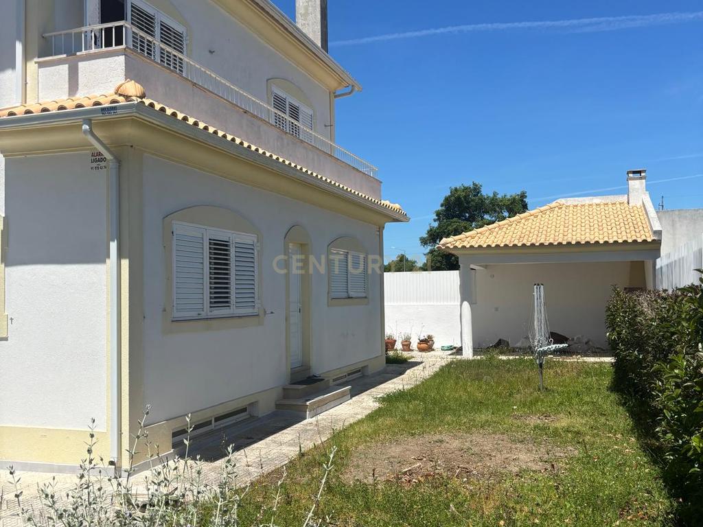 Moradia T3 para Arrendamento em Sesimbra – Carrasqueira - Image 3