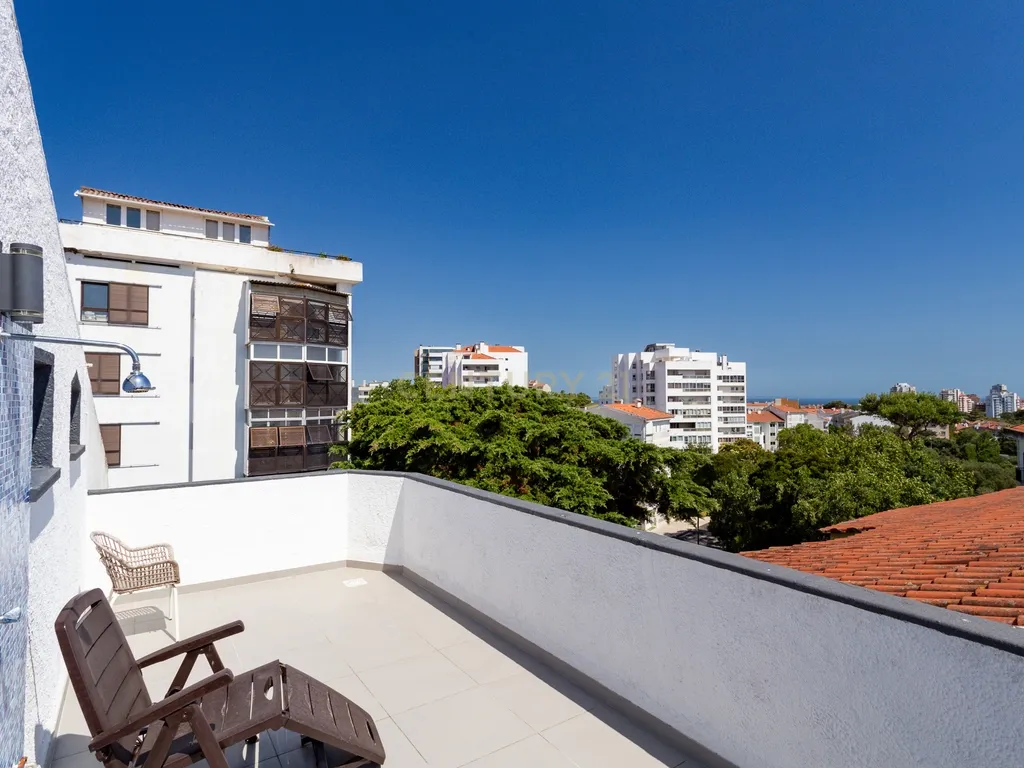 Penthouse T3 com vista mar e serra - Cascais - Image 28