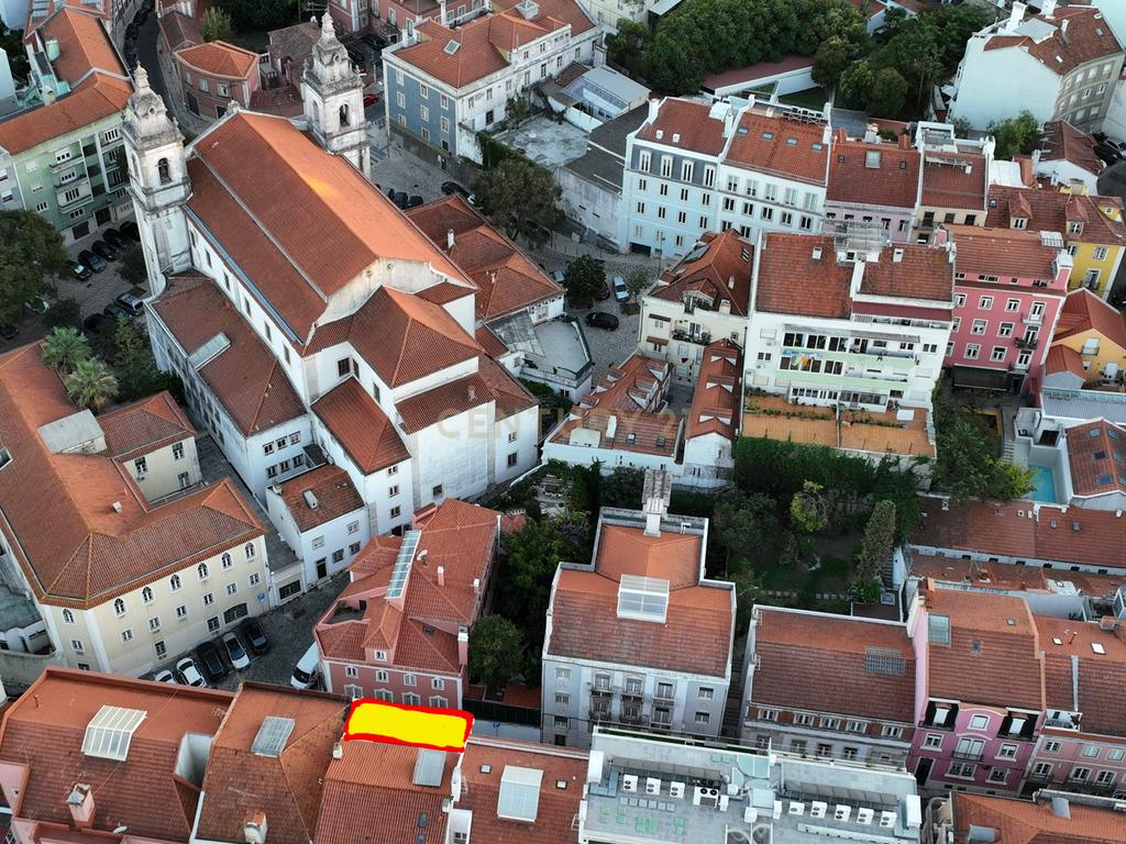 Penthouse Duplex T8 em Campo de Ourique - Lisboa - Image 38