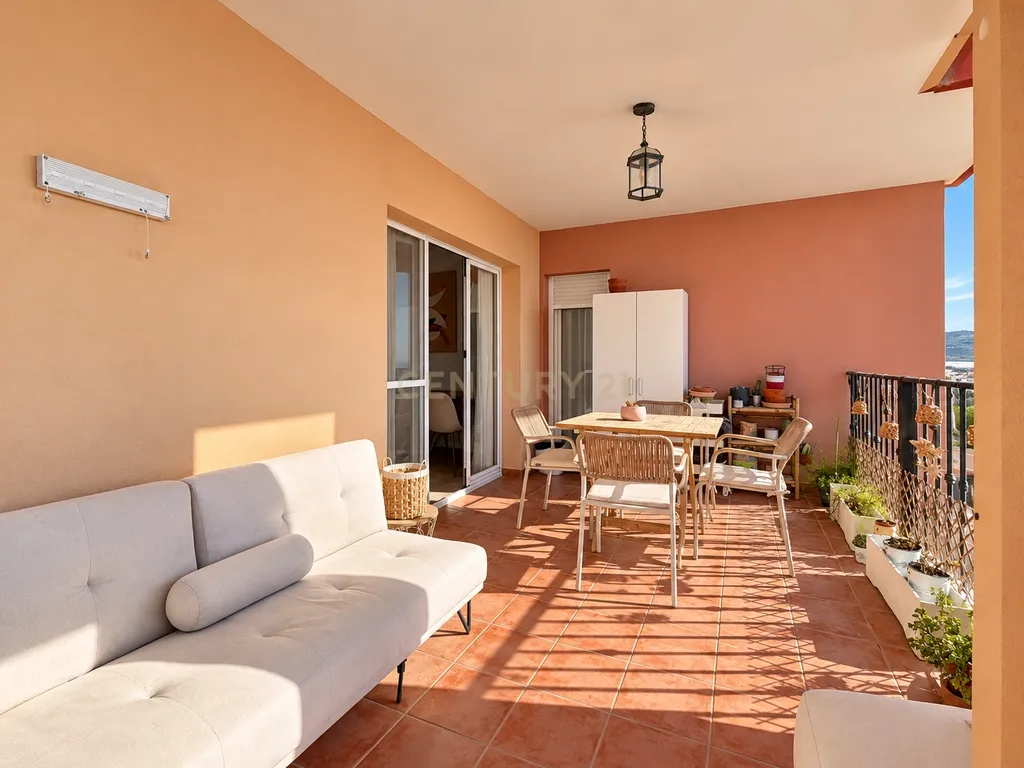 Apartamento totalmente renovado com terraço de 20 m² e piscina em Bonalba - Image 3