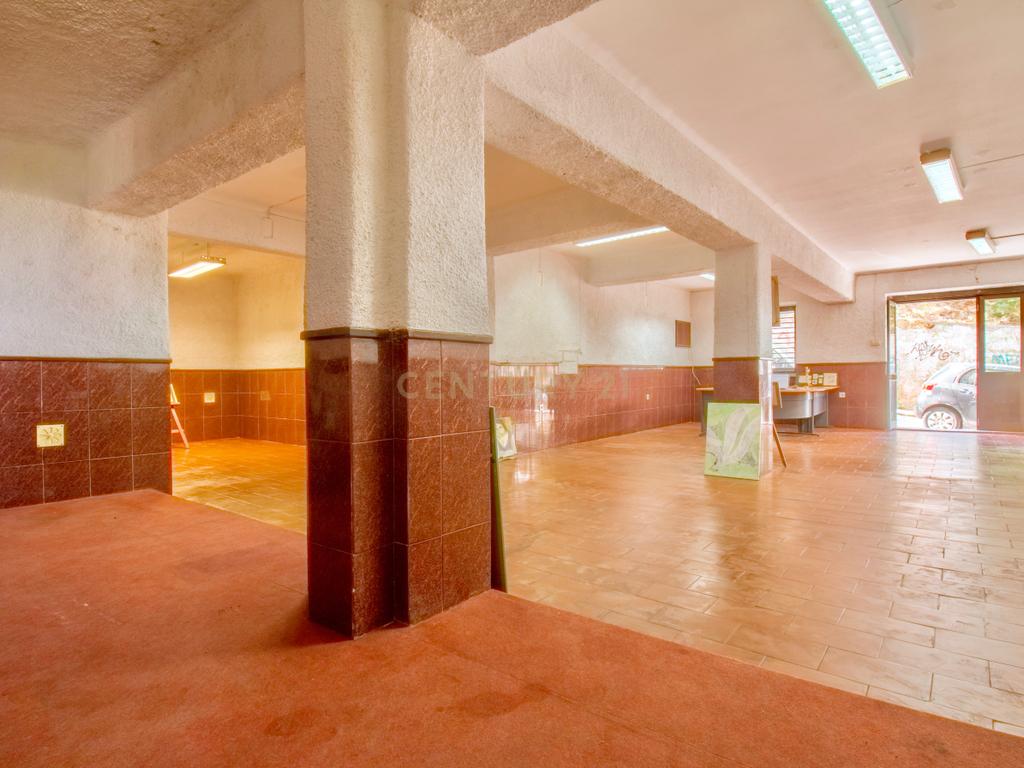 Espaço Comercial, Loja ou Armazém - Image 14
