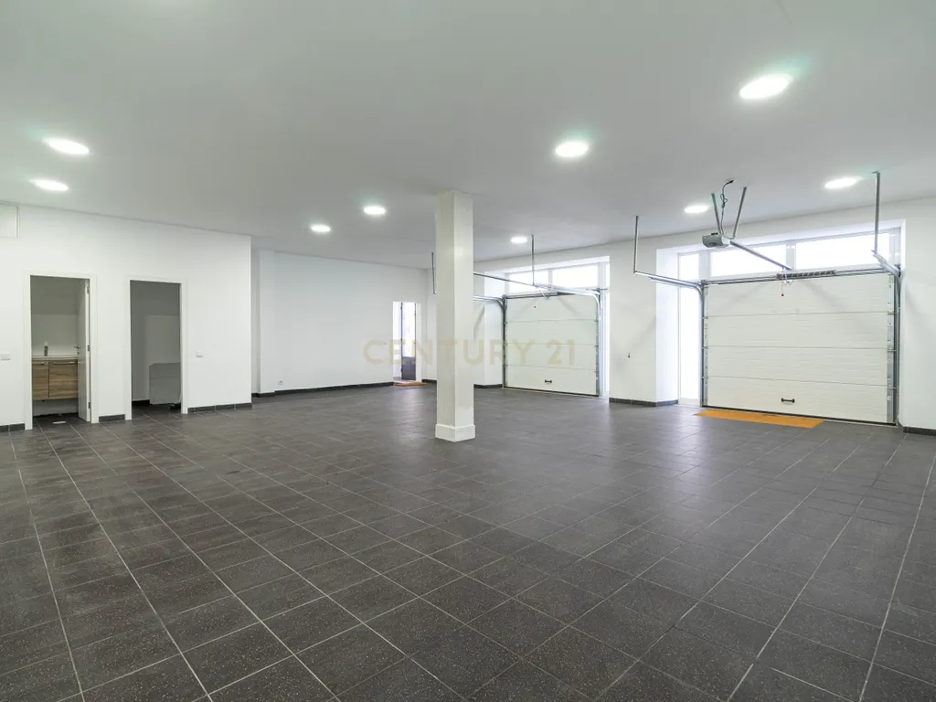 CASA PONTE VELHA – 2 CASAS TOTALMENTE RENOVADAS COM GRANDES JARDINS E VISTAS PANORÂMICAS - Image 24