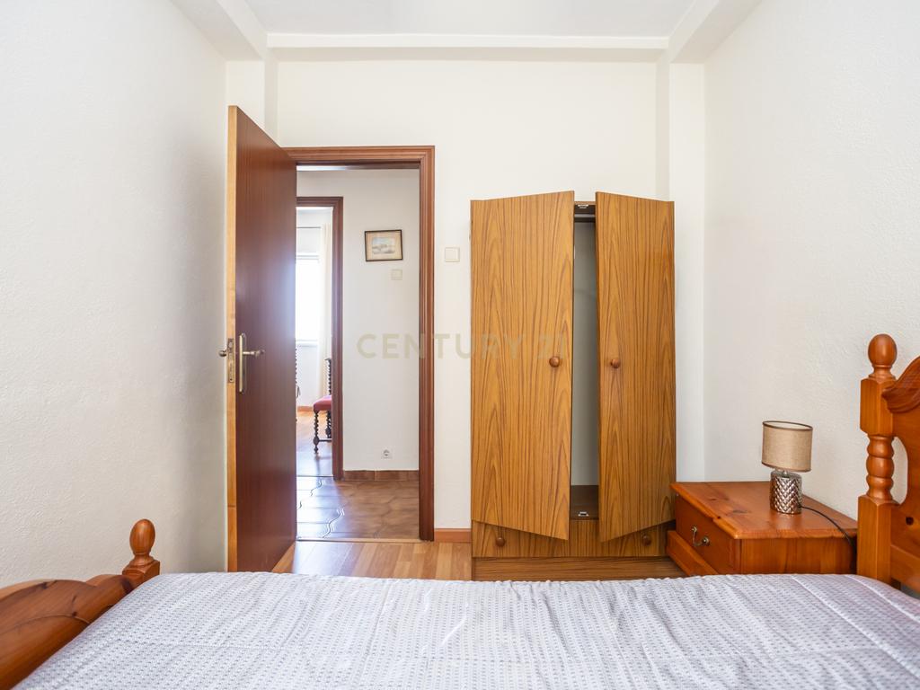 Apartamento T3 com Vista Deslumbrante sobre a Baía de Setúbal – Bairro dos Pescadores, Reboreda - Image 19