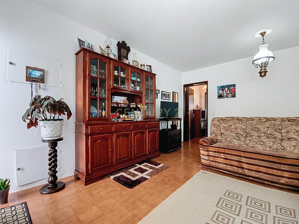 Casa T3 com Jardim e Terraço em Ponta Delgada, São Miguel - Image 6