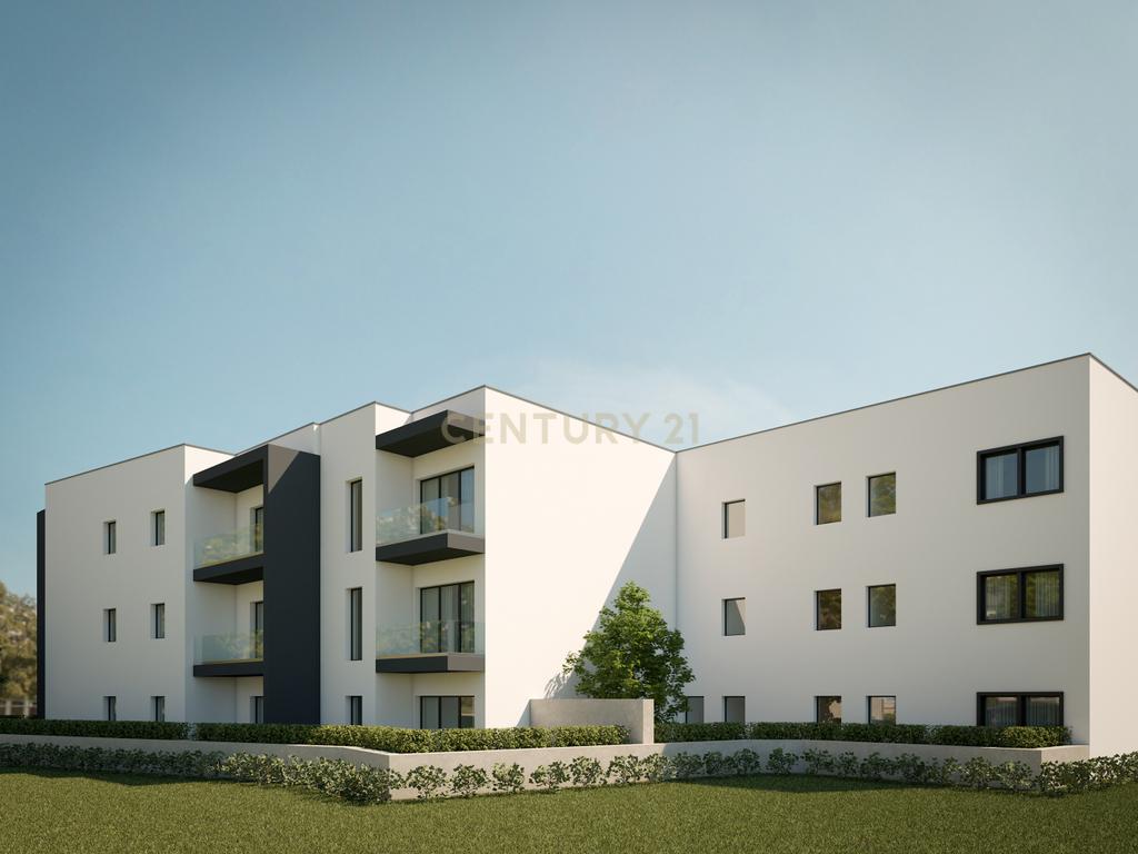 Apartamento T1 Novo em Bragança - Image 2