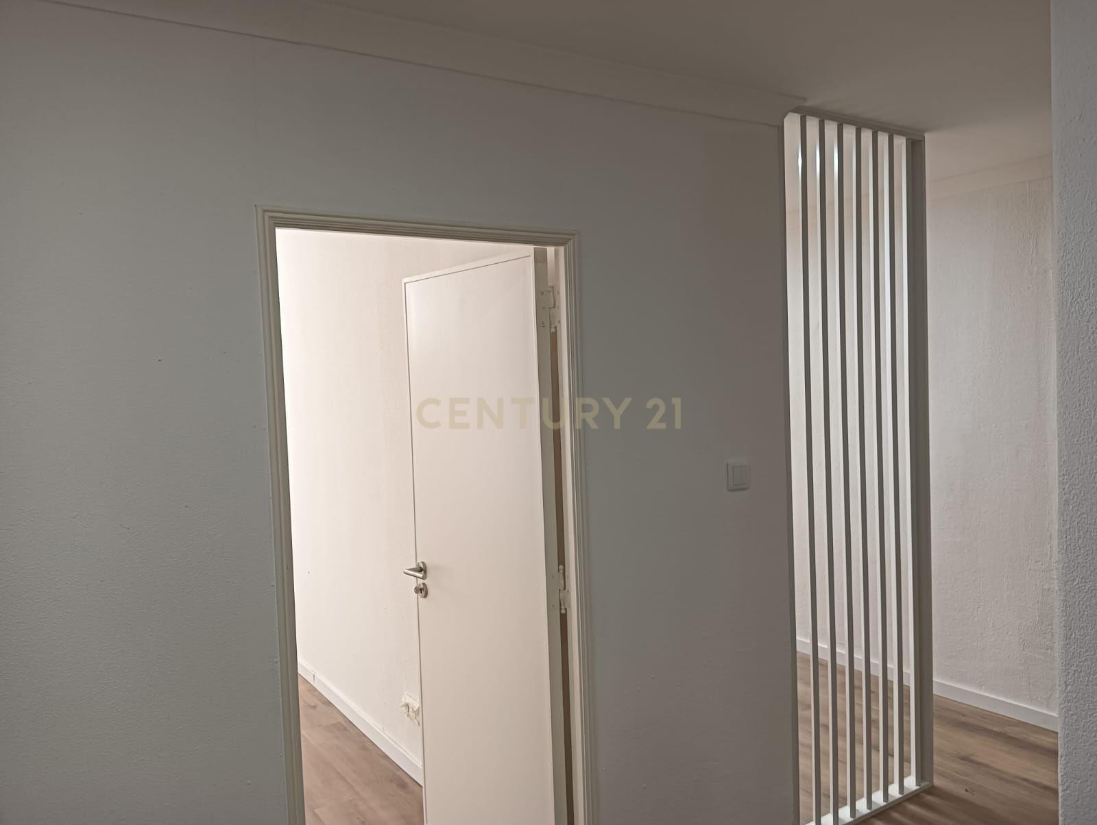 Apartamento para Investimento Metro de Alfornelos - Image 28
