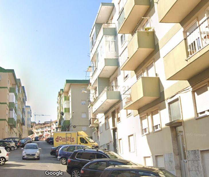 T2 em Vialonga – Oportunidade Imperdível na Periferia de Lisboa - Image 2