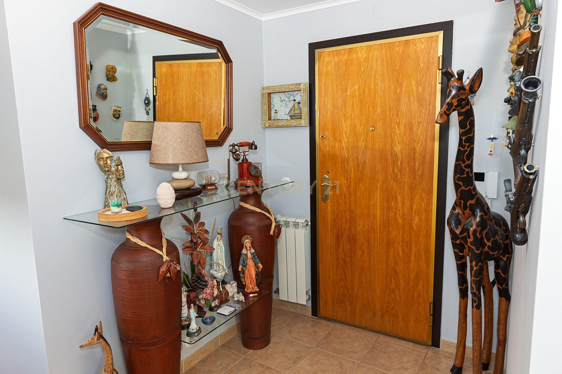 Apartamento T3 em Odivelas com Piscina e Estacionamento para 4 carros - Image 29