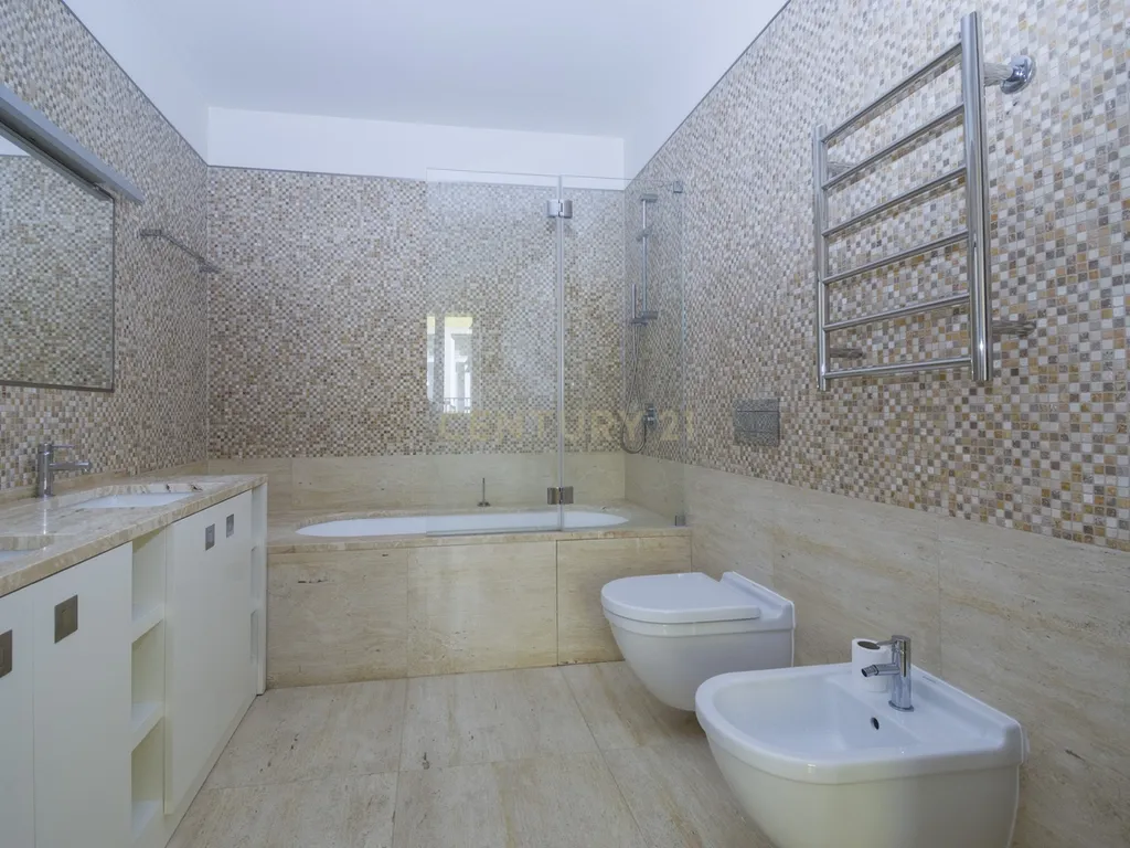Apartamento T2 de Charme para Arrendamento na Avenida da Liberdade - Image 16