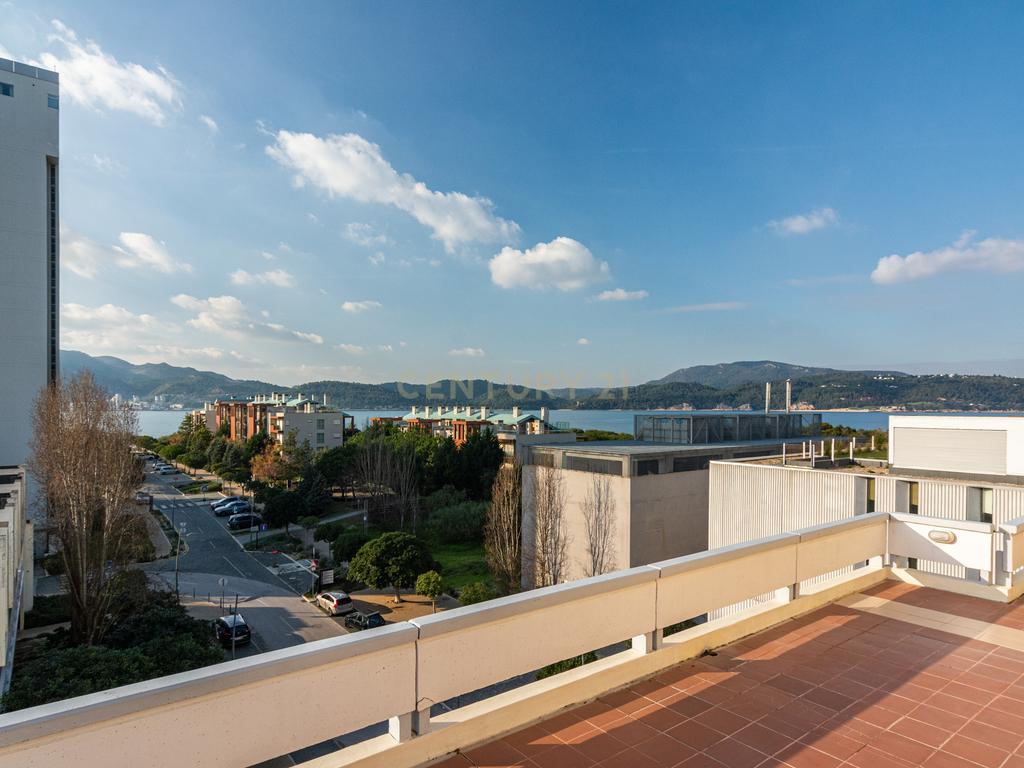 Apartamento T1+1 com vista deslumbrante, em Tróia, Carvalhal. Em Arrendamento! - Image 19