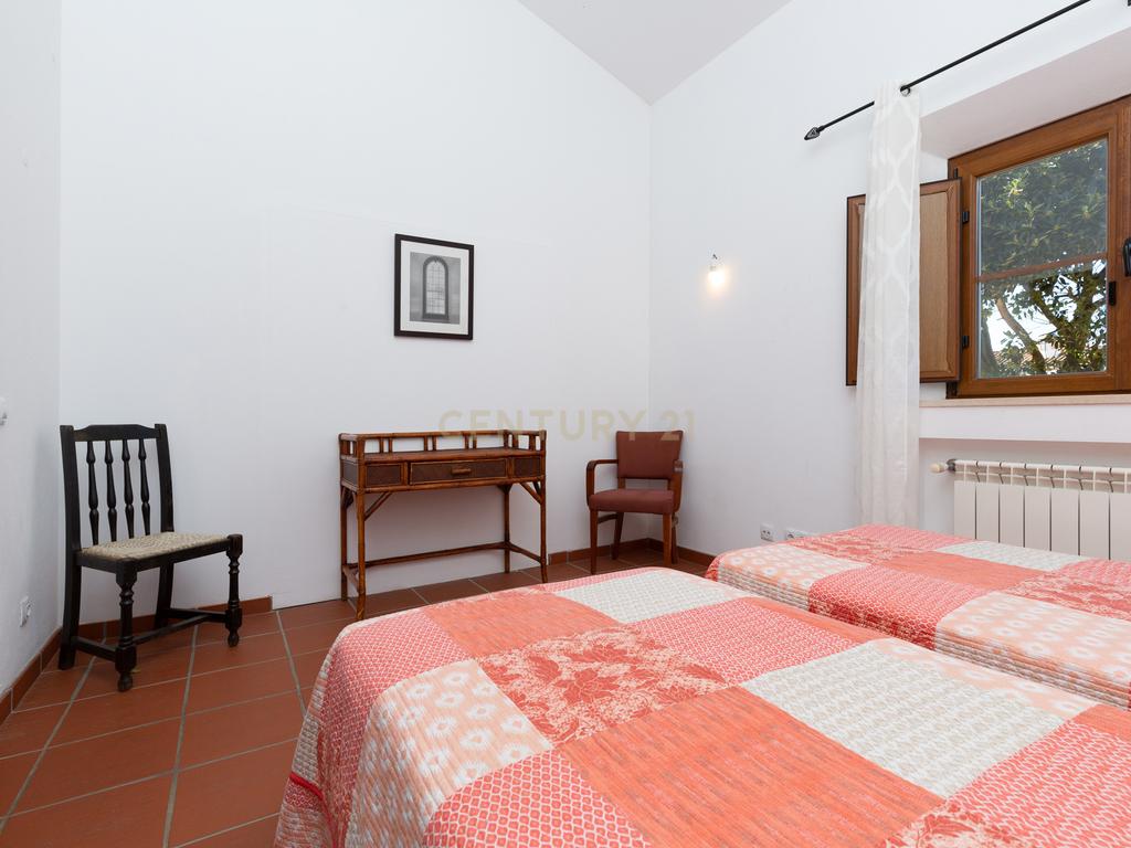Moradia geminada T2 com terraço e jardim - Image 22