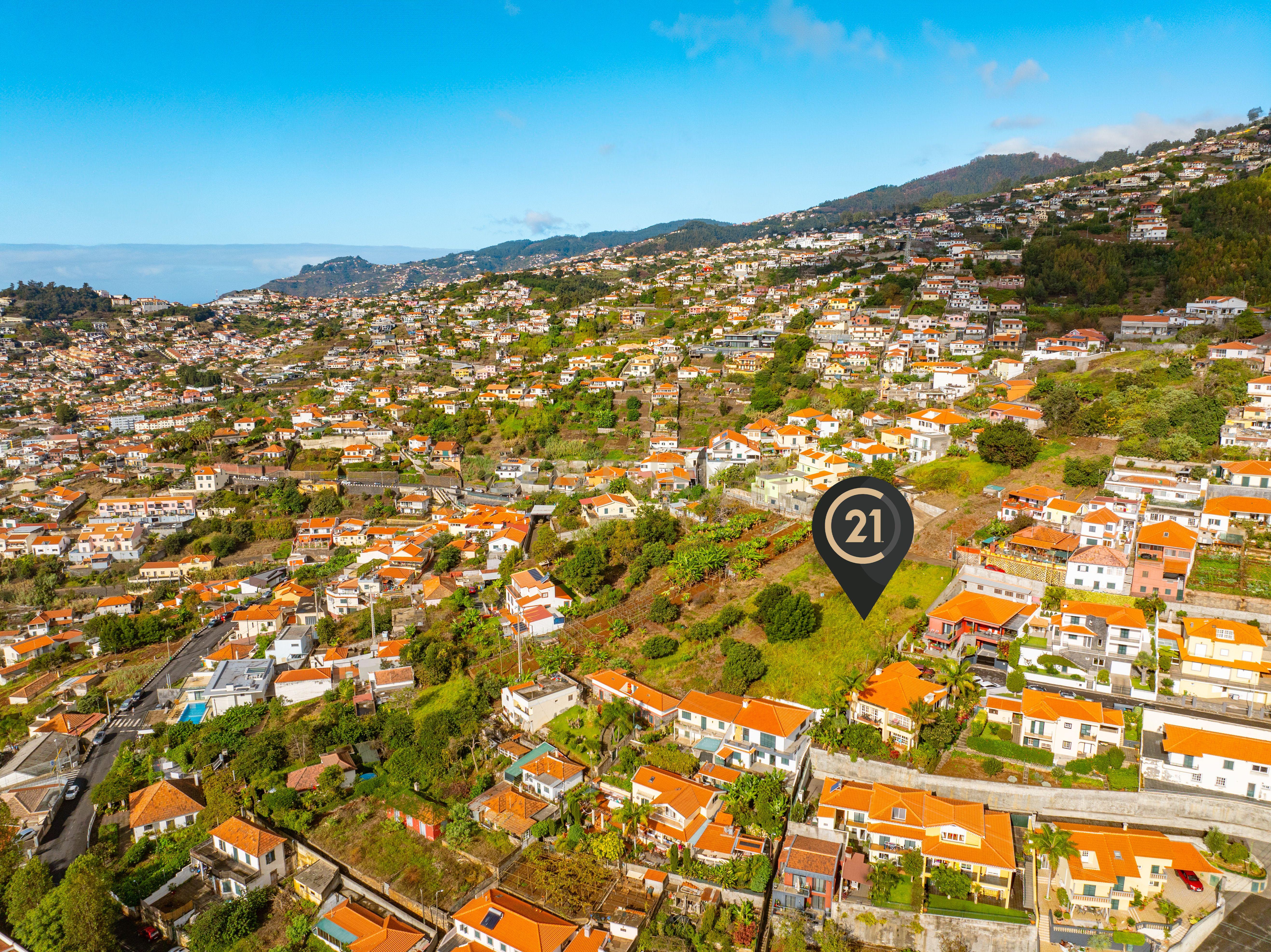 Terreno Urbano para Construção - São Roque, Funchal. - Image 21