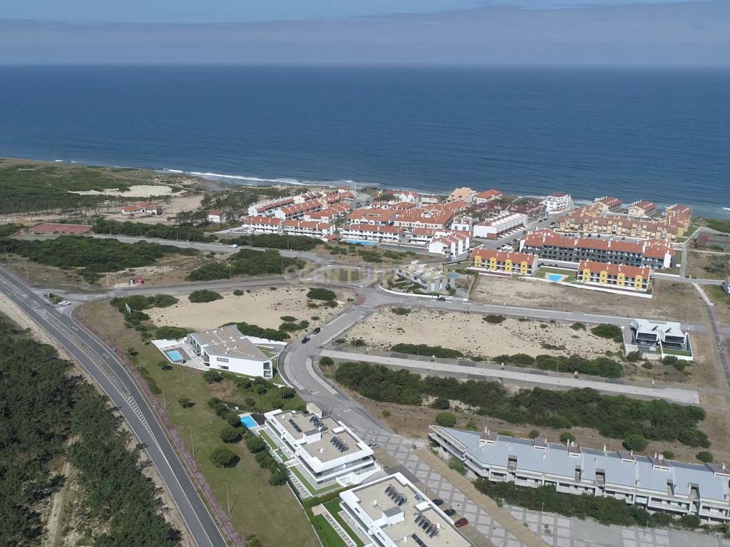 Excelente lote para construção à beira mar - Image 23