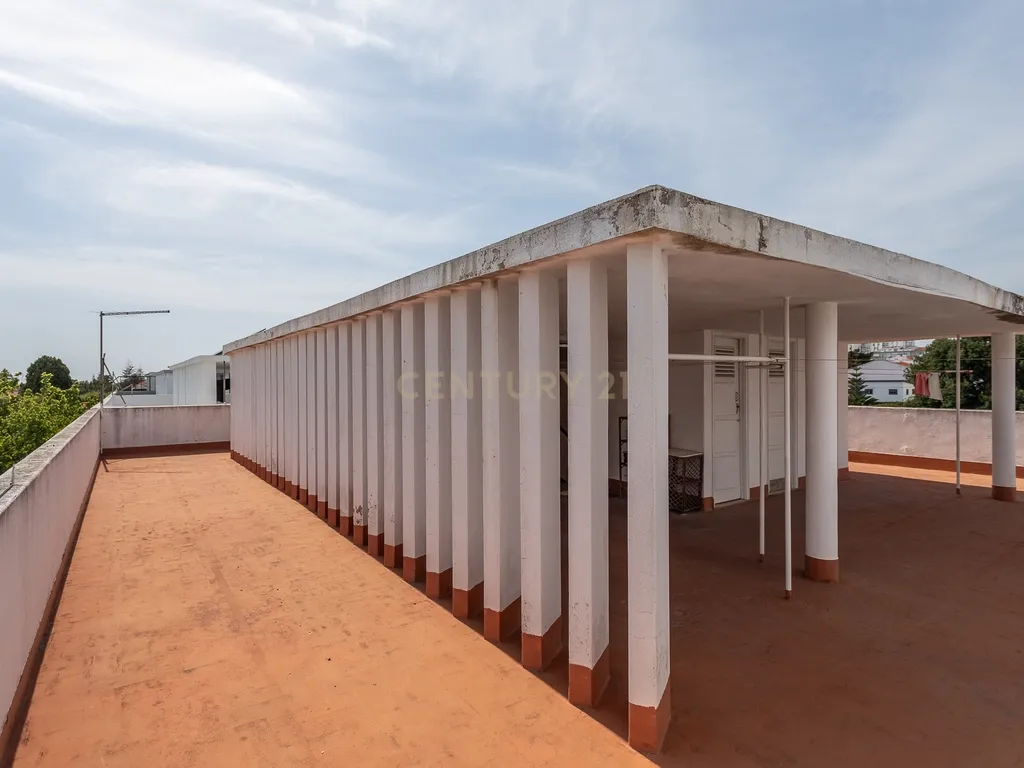 T2 Carcavelos Centro - Image 15