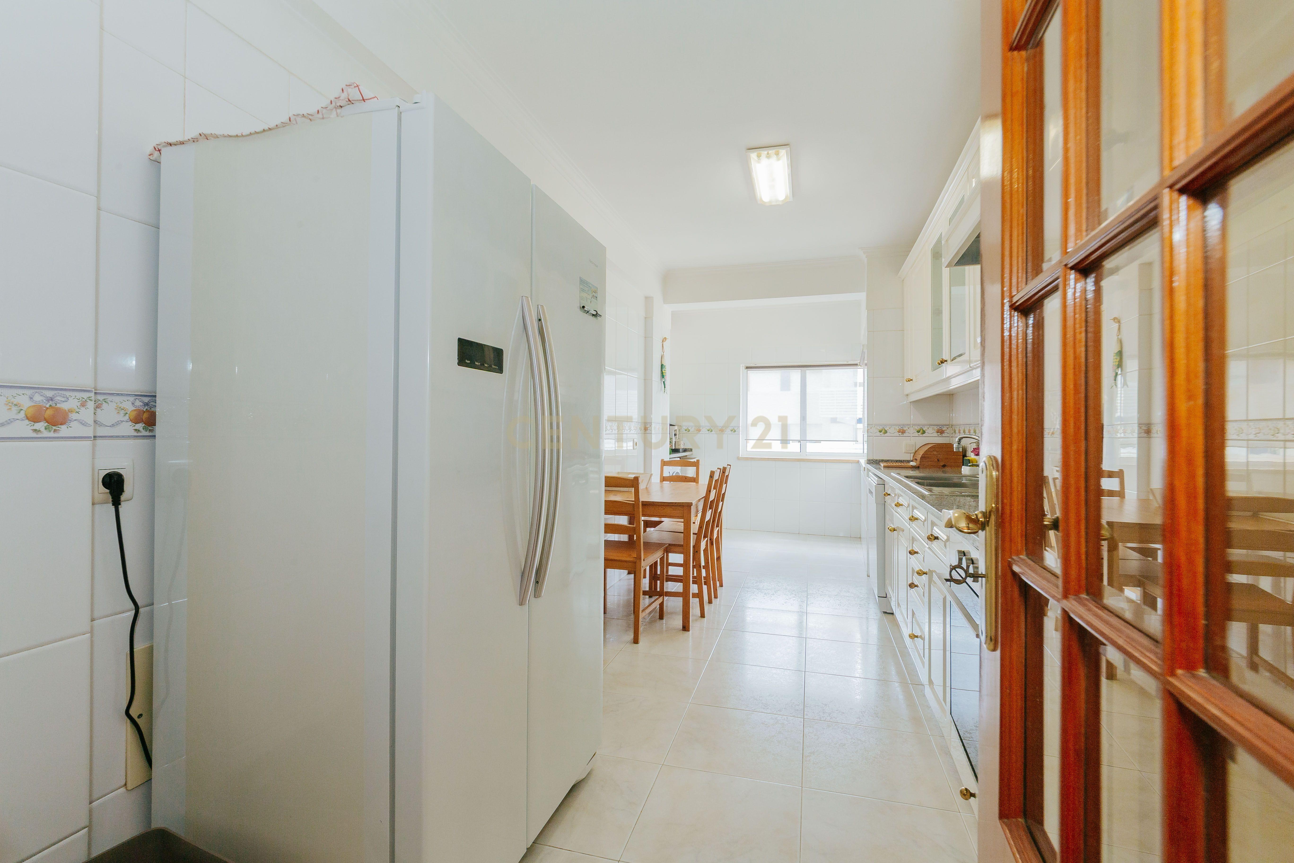 Fotografia 4 de Apartamento T3 em Santa Iria de Azoia, Loures
