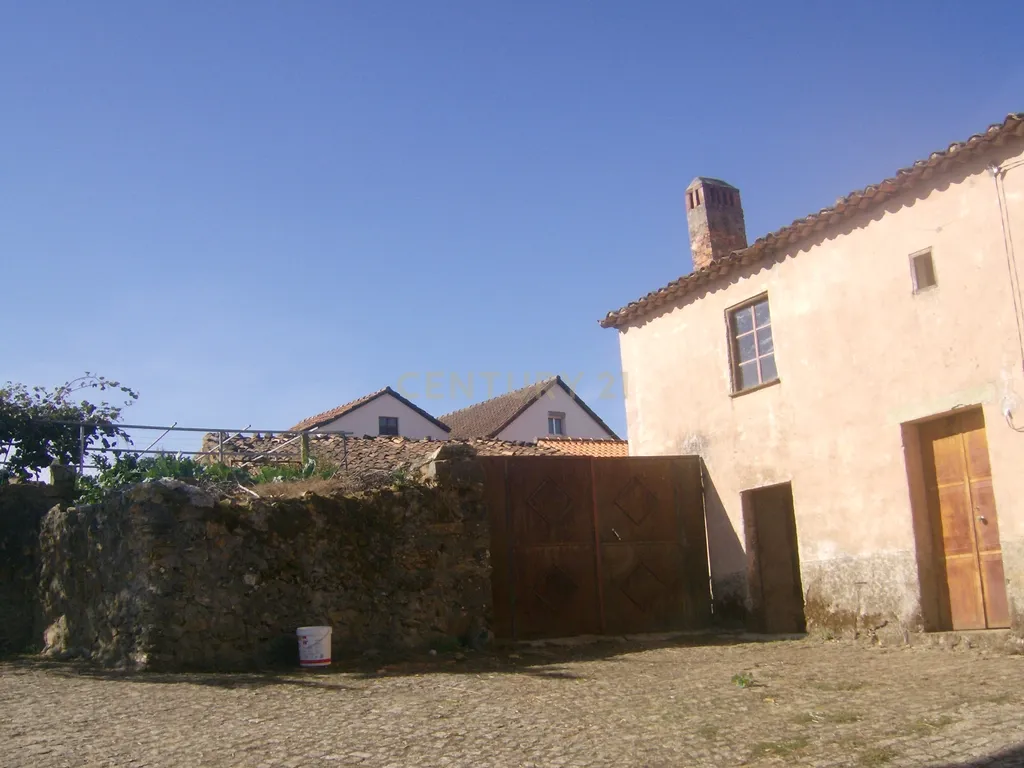 Moradia com terreno para reconstruir Roqueiro - Estreito - Image 3