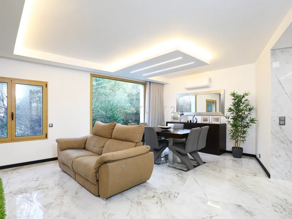 Moradia T3 em Condomínio Privado - Parede - Cascais - Image 9