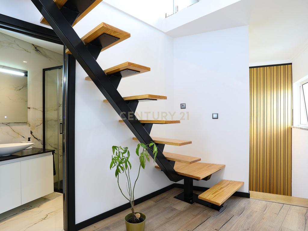 Moradia T3 em Condomínio Privado - Parede - Cascais - Image 17