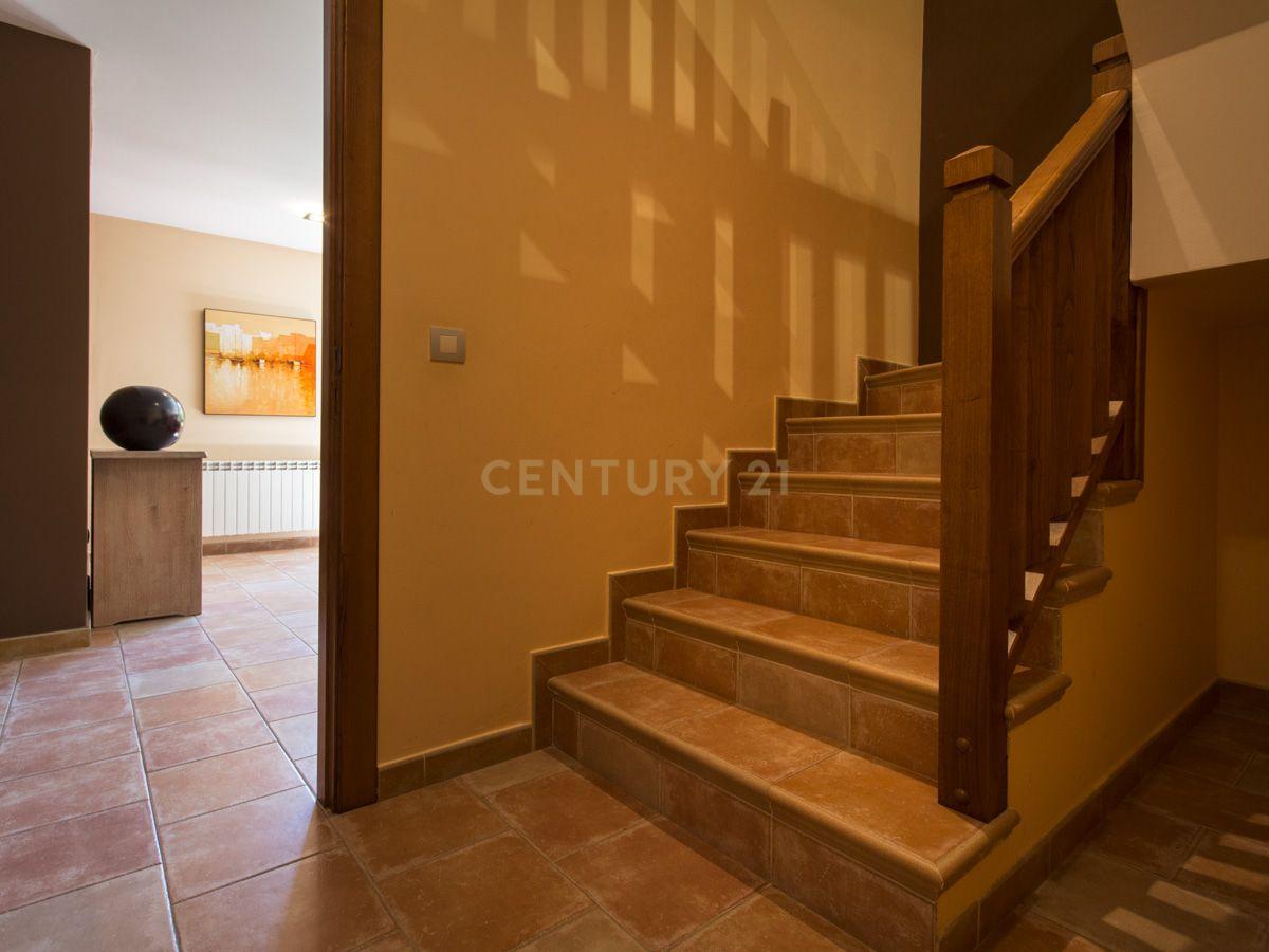 undefined - Image 38
