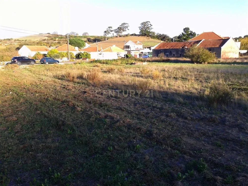 Terreno Urbano para construção perto de Arruda dos Vinhos - Image 1