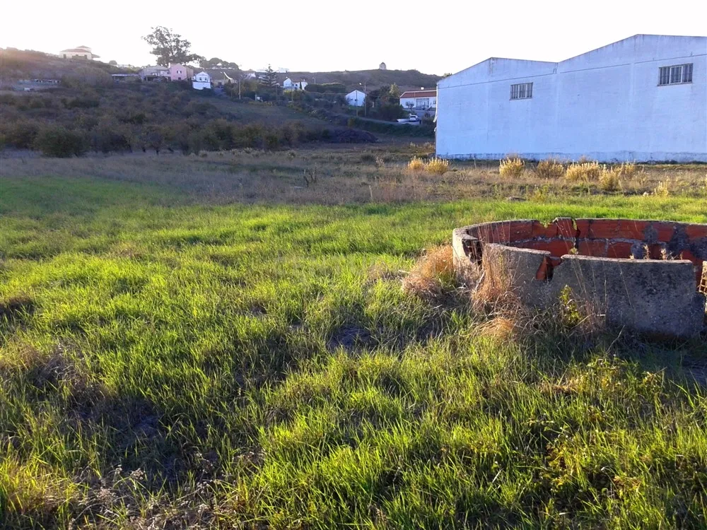 Terreno Urbano para construção perto de Arruda dos Vinhos - Image 2