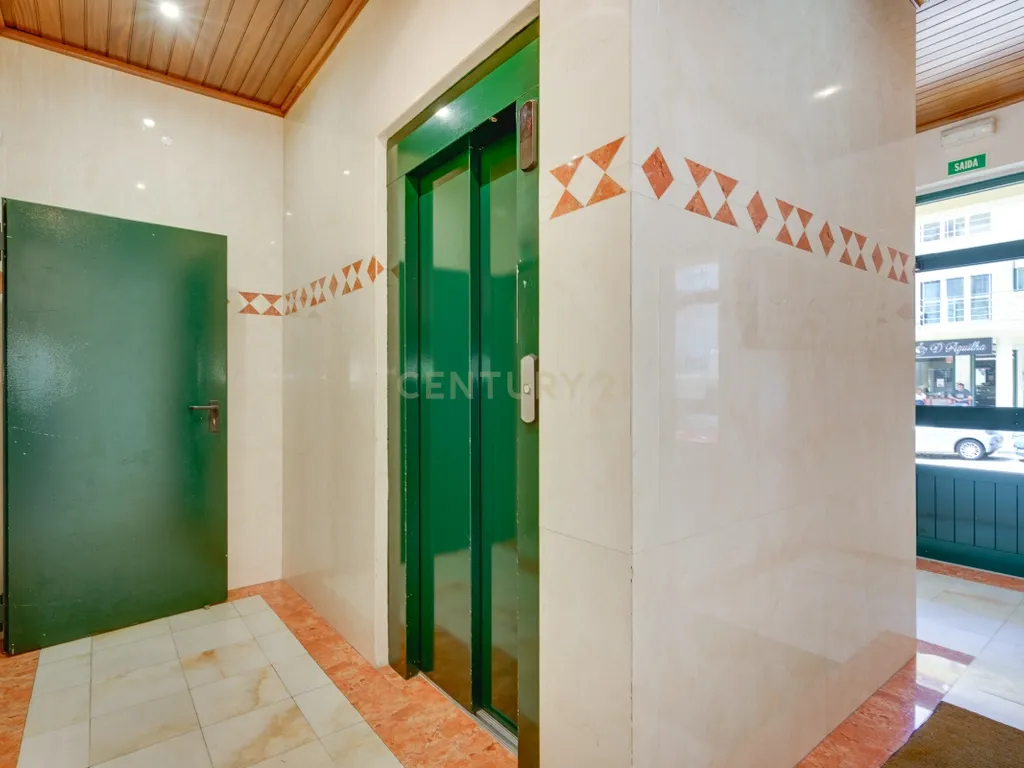 Apartamento T4 | Para Venda | Jardins da Aguilha – São Domingos de Rana | 3º Andar com elevador| 190m² | Garagem | Cascais - Image 41