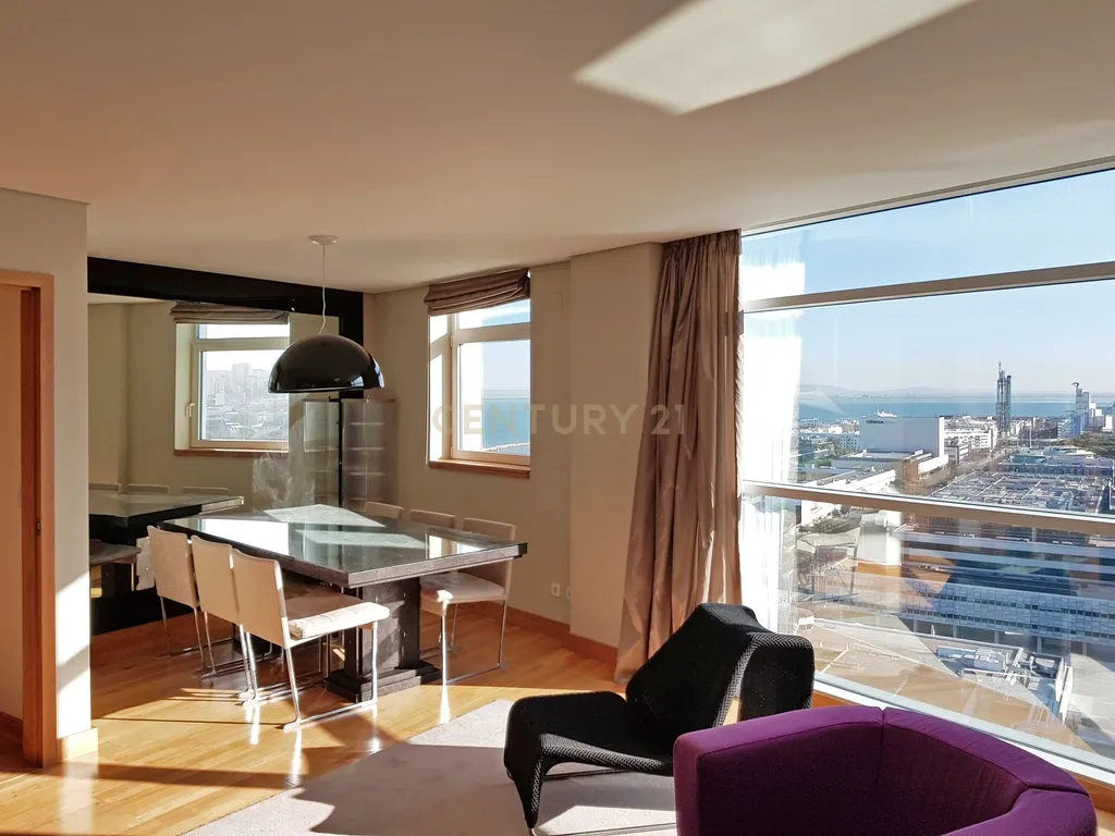 Duplex Moderno em Parque das Nações, Lisboa - Image 5