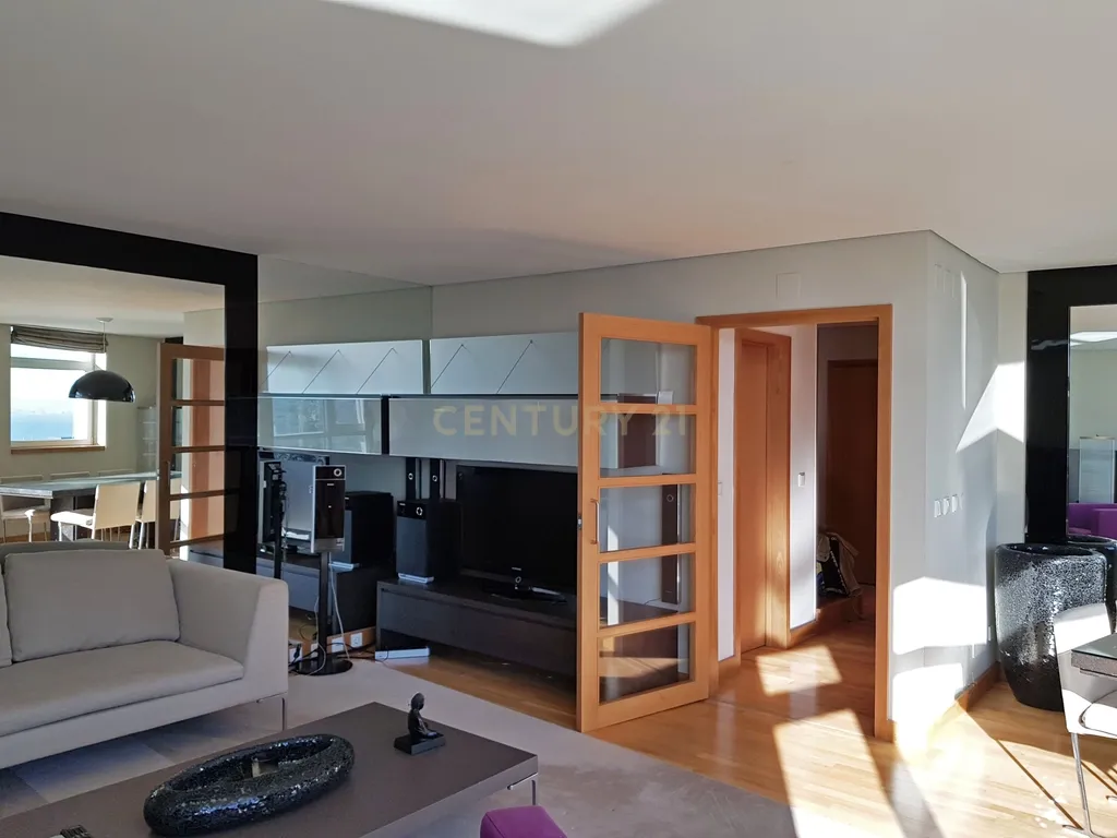 Duplex Moderno em Parque das Nações, Lisboa - Image 3