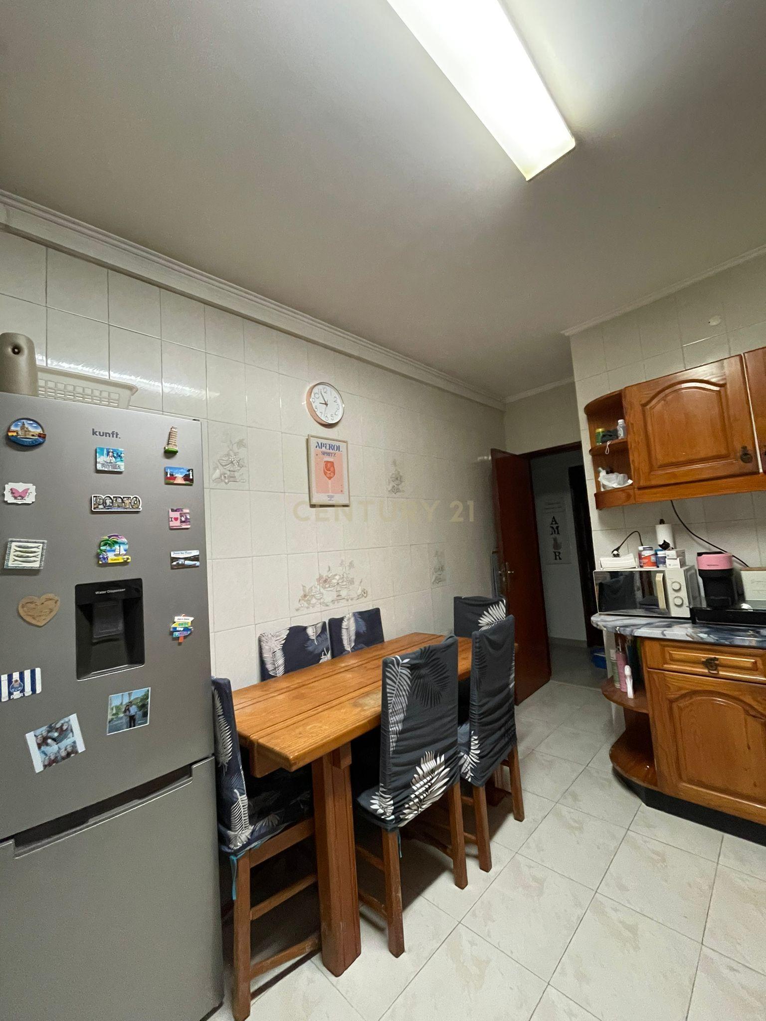 Fotografia 11 de Encantador Apartamento T1 + 1 em Queluz com vista Panorâmica 180