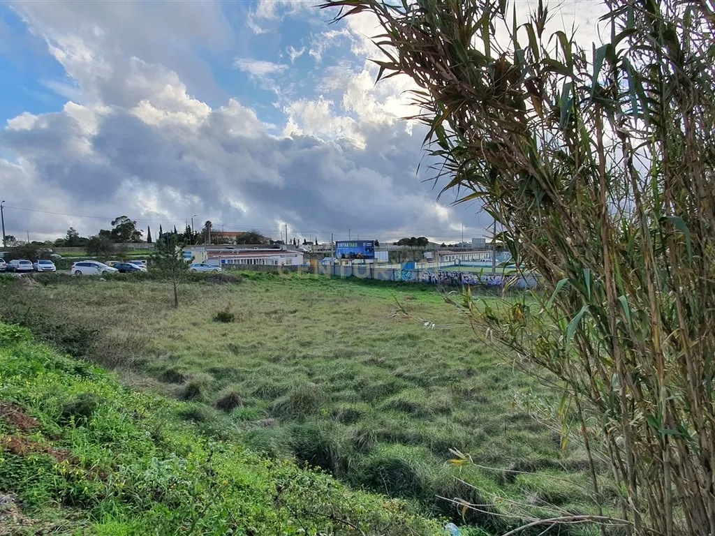 Terreno à venda em Cacém e São Marcos, Sintra - 8800m² - Image 4