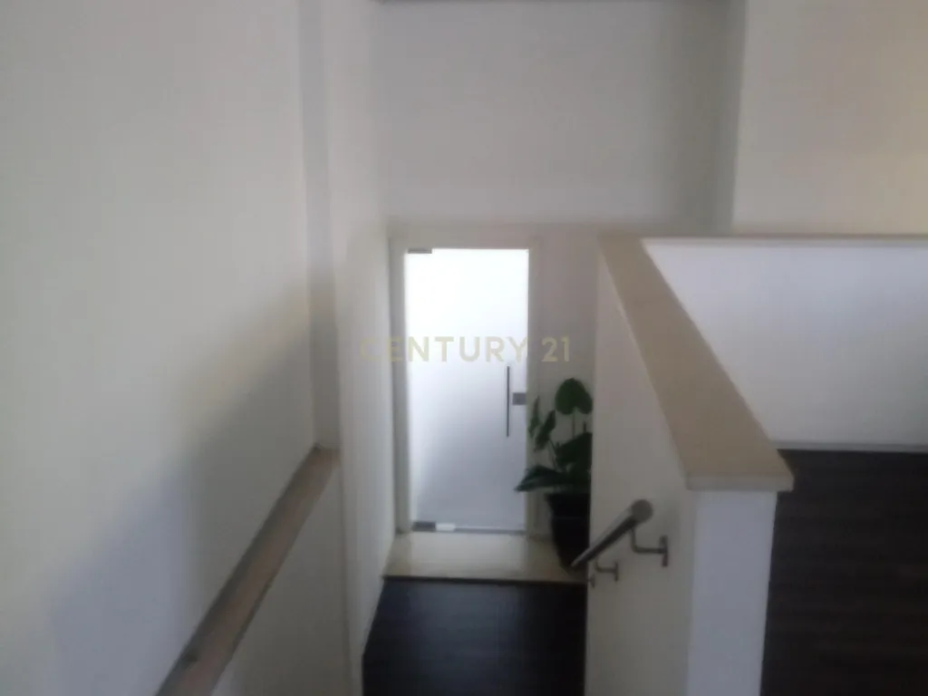 Armazém Multi-funcional em Braga - Image 7