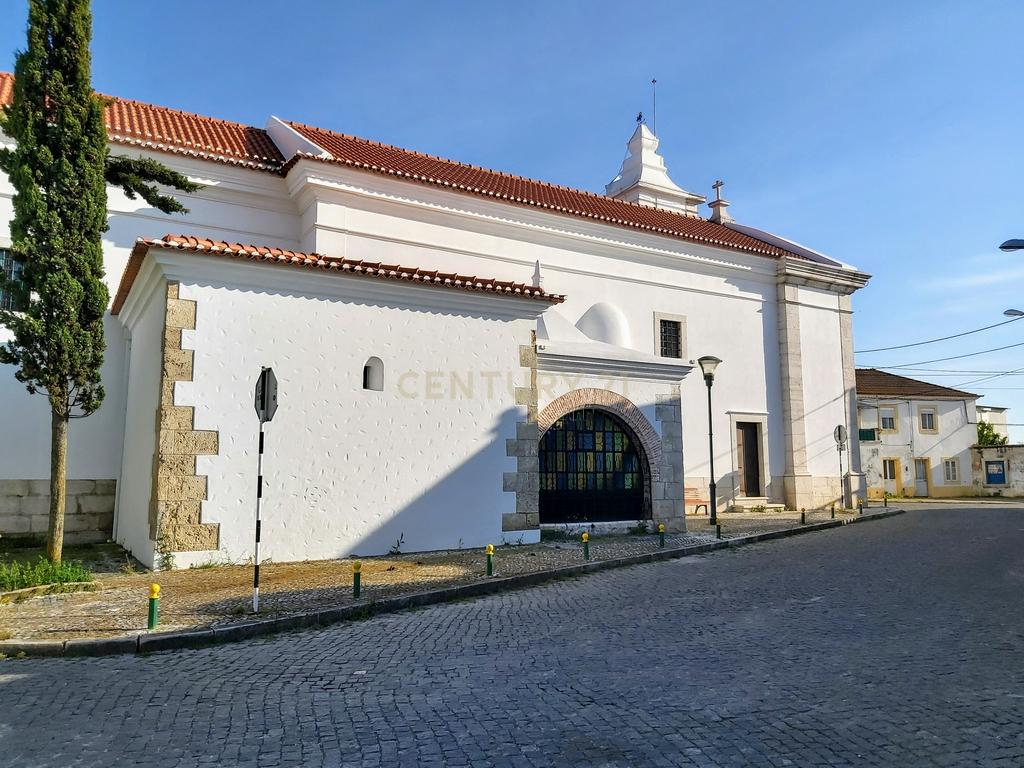 Terreno urbano misto com 13.120 m2 com aprovação para construção (60%).  - Image 18