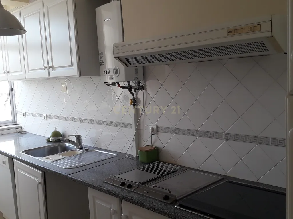 Apartamento T2 Miratejo / Corroios - Image 3