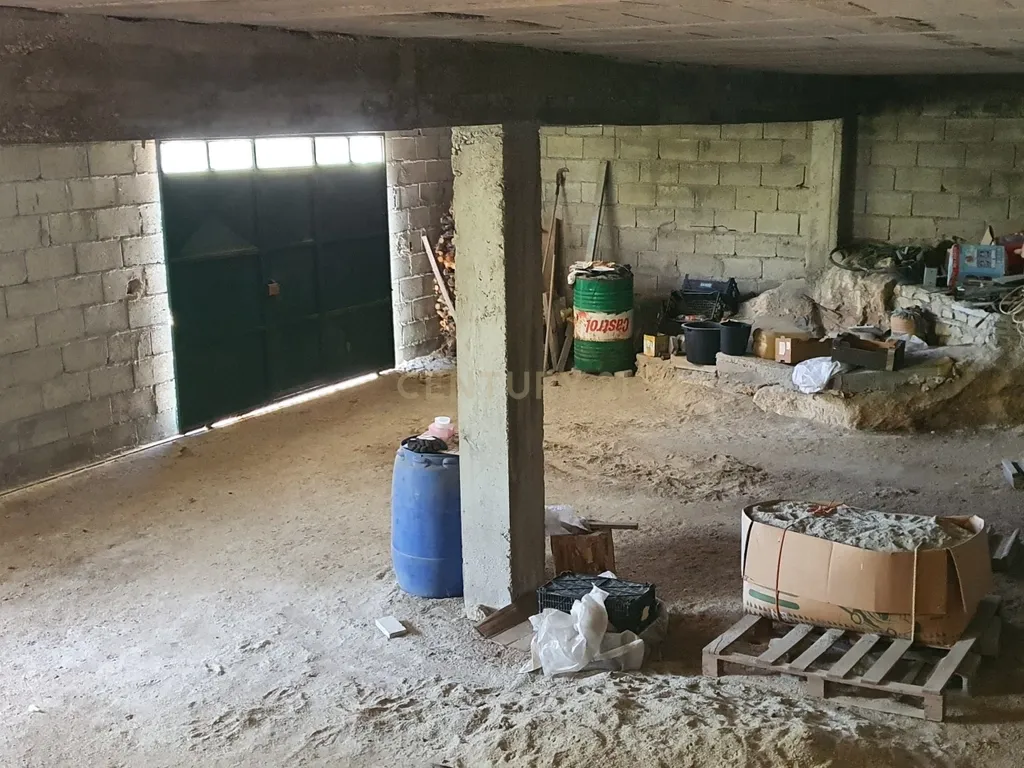 Casa Isolada em Valpaços com Excelente Exposição Solar - Image 11
