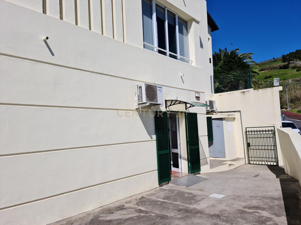 Clínicas de reabilitação física com equipamentos incluídos em Ponta Delgada e Vila Franca do Campo - Image 70