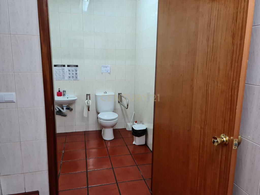 Clínicas de reabilitação física com equipamentos incluídos em Ponta Delgada e Vila Franca do Campo - Image 74
