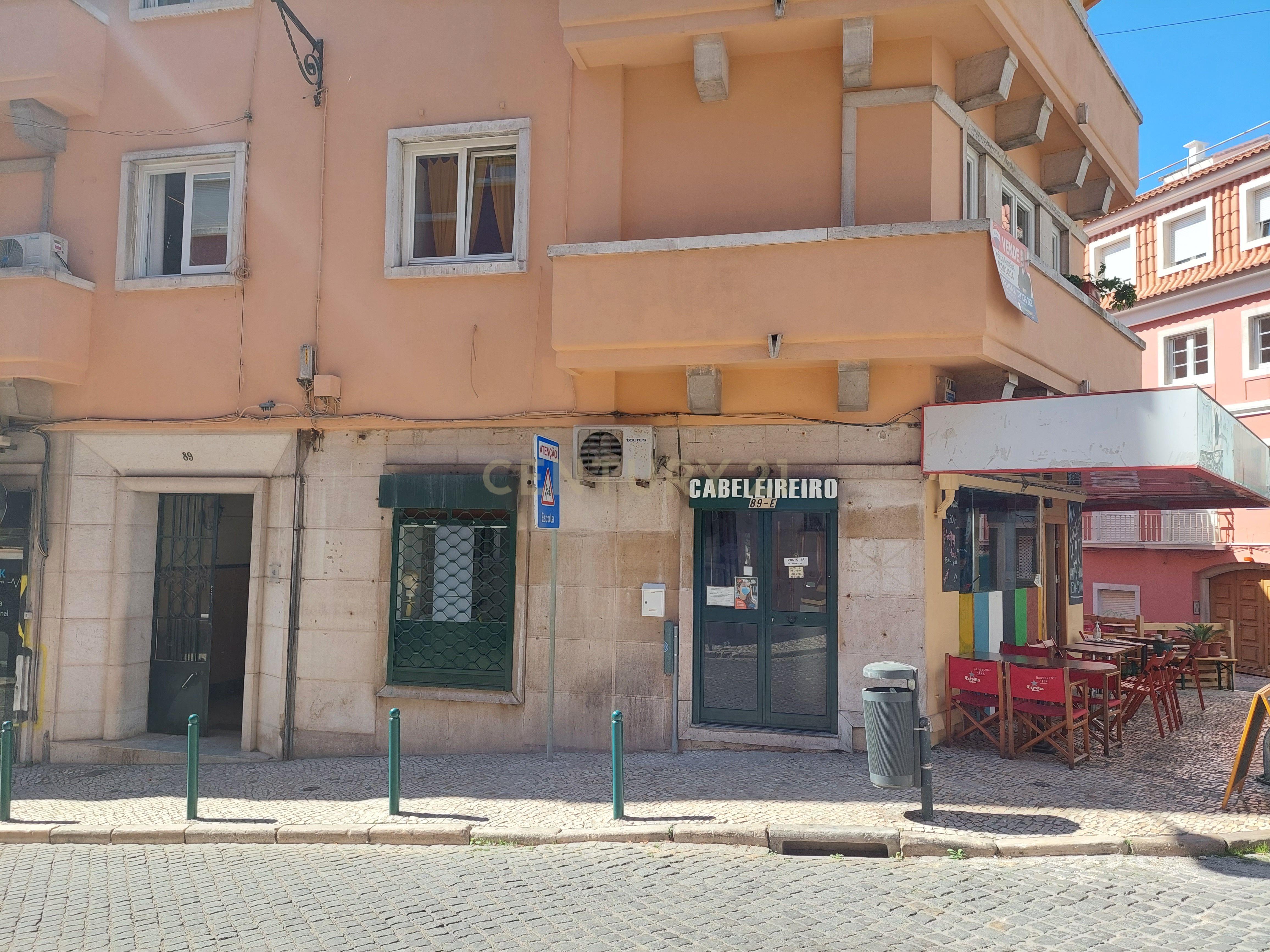 Loja para Venda com Inquilino na Rua do Telhal, número 89, em Lisboa - Image 4