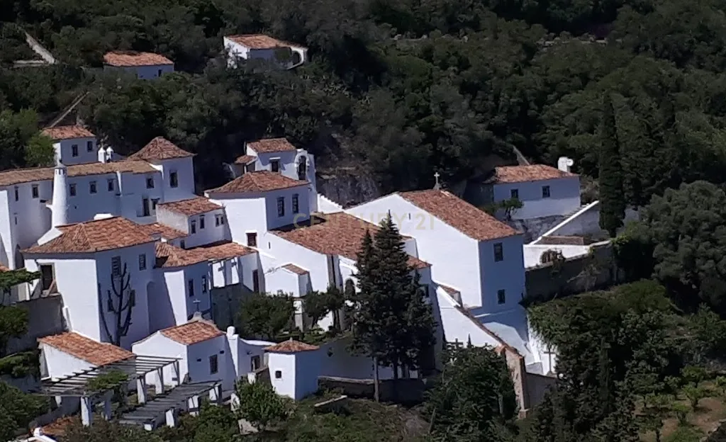 Moradia T2 em deslumbrante propriedade na Arrábida (Casais da Serra) - Image 94