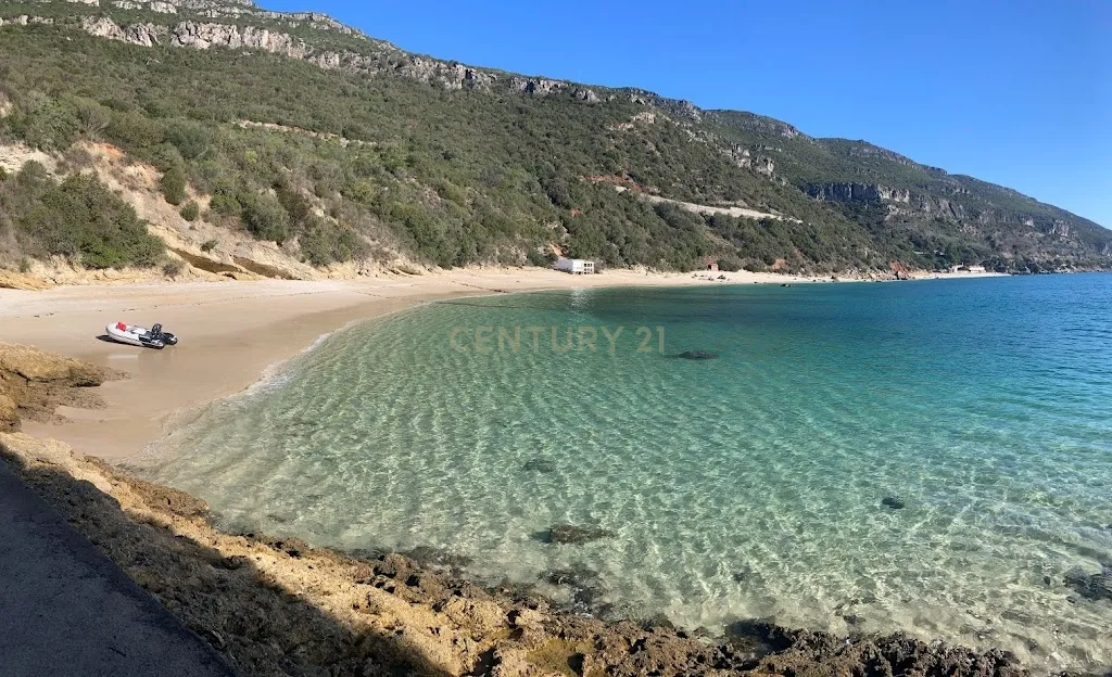 Moradia T2 em deslumbrante propriedade na Arrábida (Casais da Serra) - Image 96