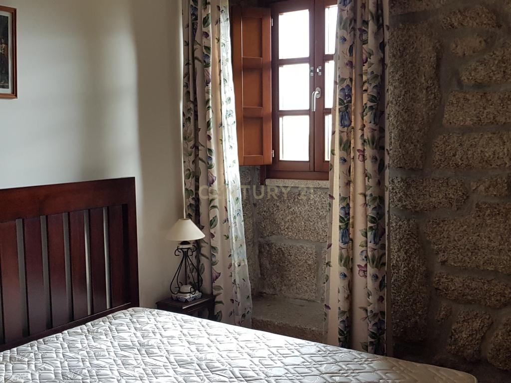 Imóvel com negócio em Montalegre. - Image 14