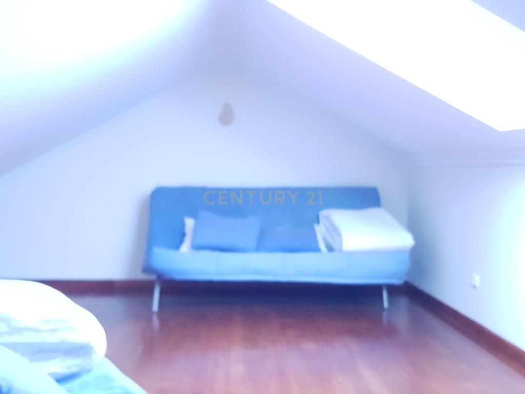 Imóvel com negócio em Montalegre. - Image 19