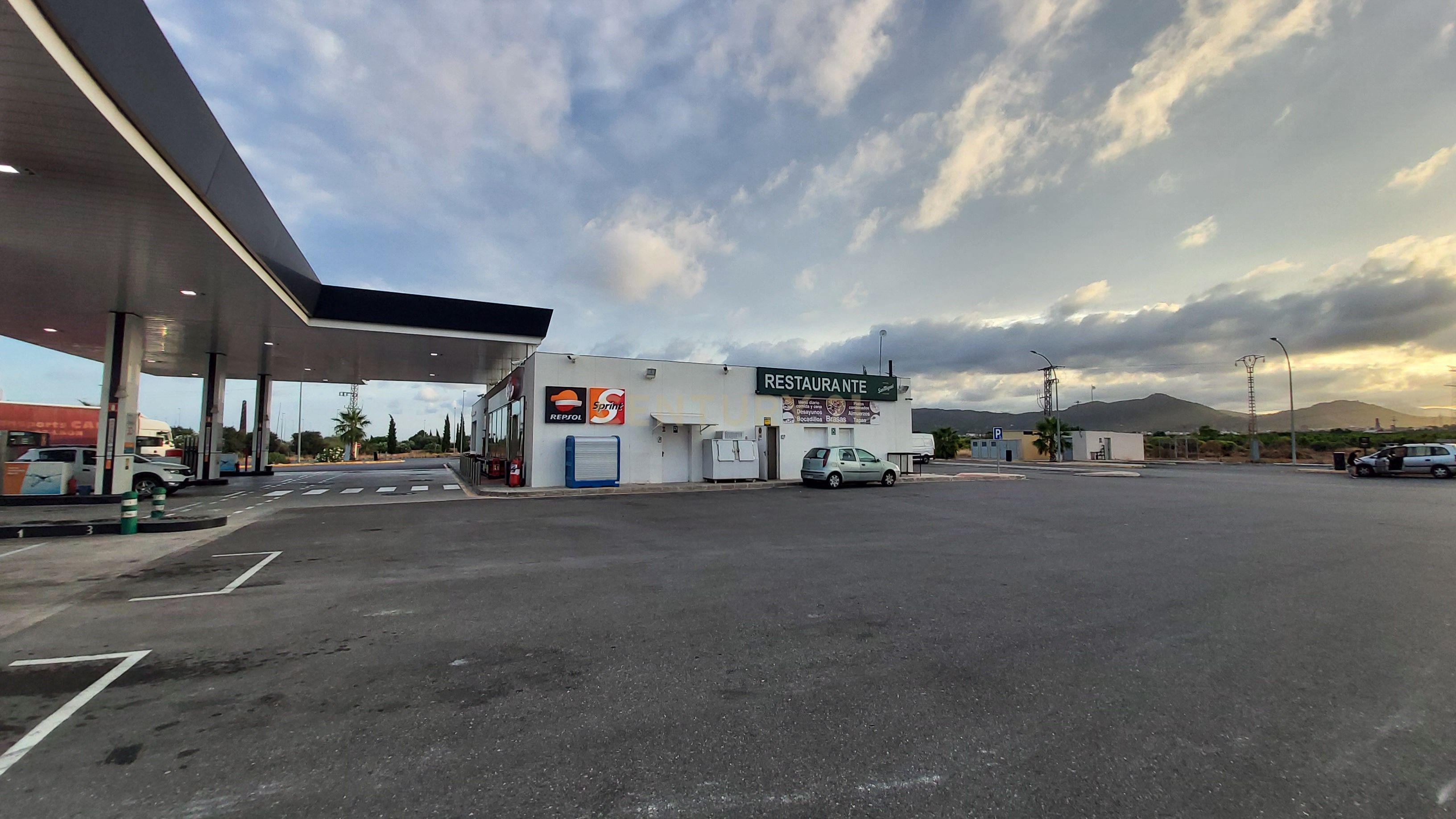 undefined - Image 6