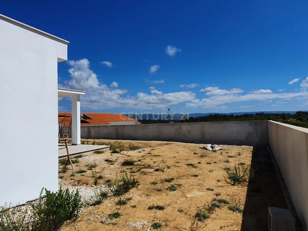 Moradia Térrea T3 em fase final de Construção - Image 15