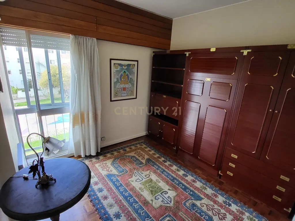 Apartamento T5 Mobilado c/ Garagem dupla fechada - Figueira da Foz - Image 47