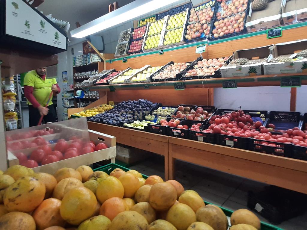 OEIRAS 2 Lojas para venda com Yeld de 7,5% - Image 4