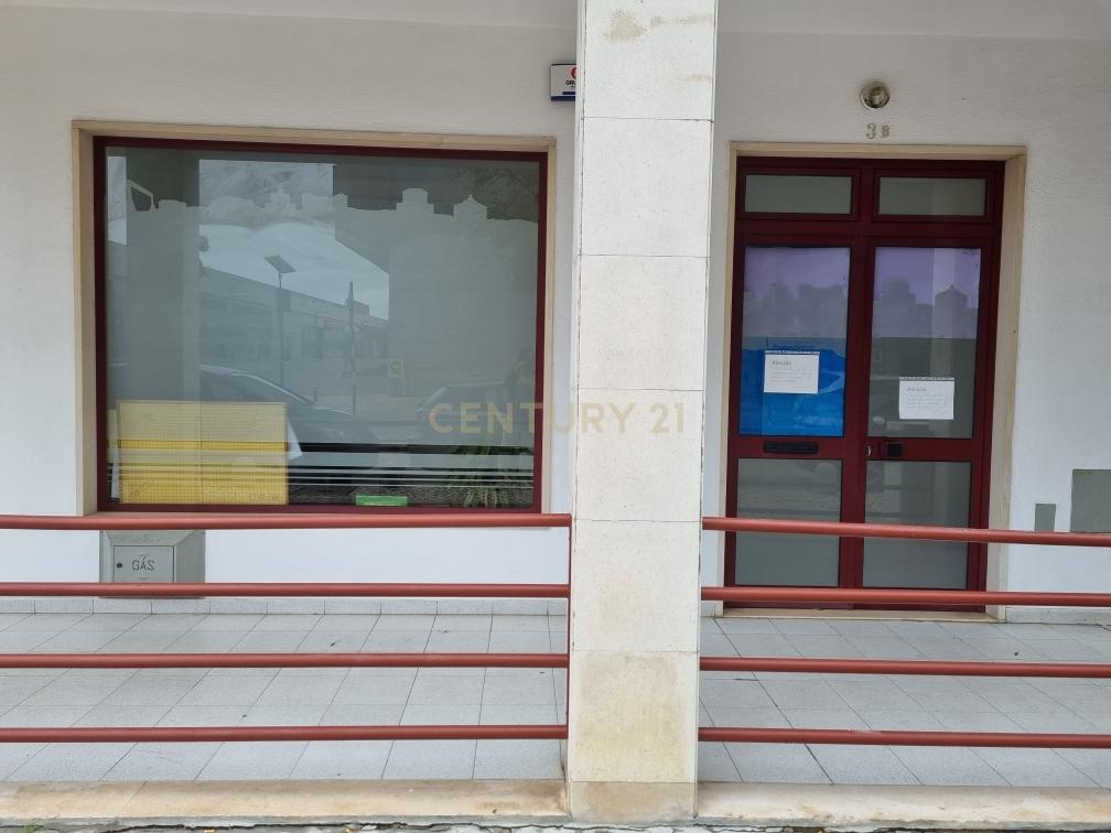 LOJA - PRAGAL, ALMADA - Image 3