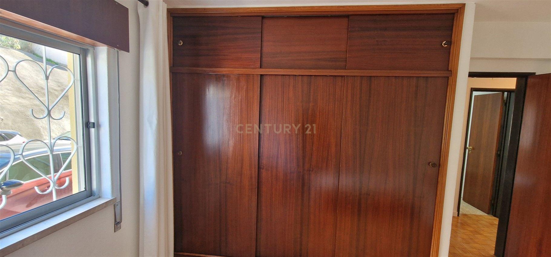 Fotografia 7 de T3 com Duas Frentes para Arrendamento em Benfica | Excelente Luminosidade | 1.600€/mês